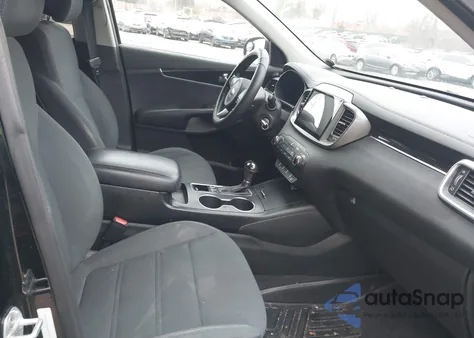 2016 Kia Sorento 2.4L Lx из США, поврежденный, VIN 5XYPGDA32GG043012